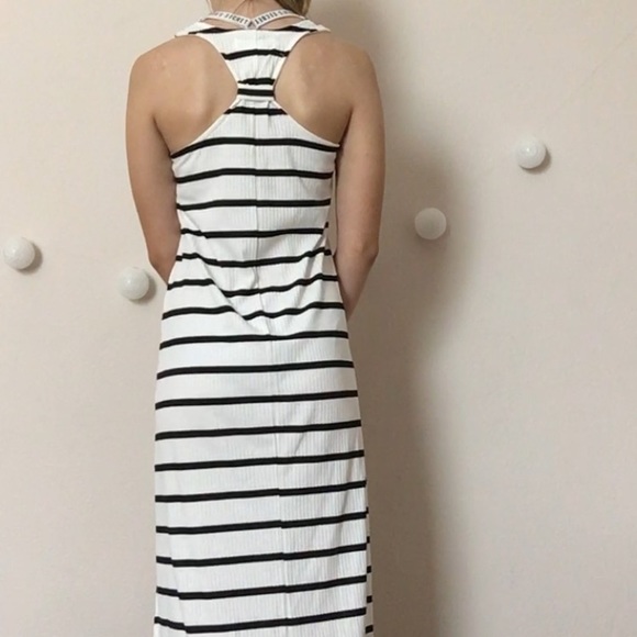 𝙻𝚘𝚗𝚐 𝚍𝚛𝚎𝚜𝚜 - Picture 4 of 7